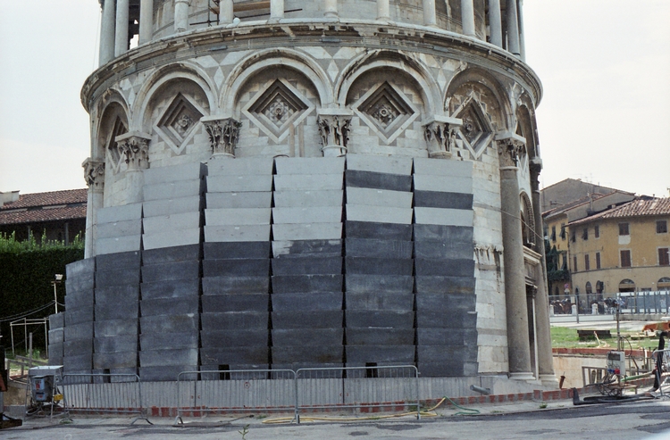 Torre di Pisa: comportamento dopo le opere di stabilizzazione - scarica la pubblicazione (eng, 2009)